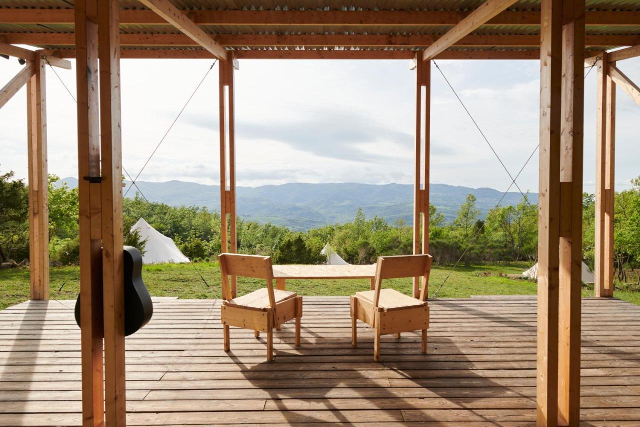 Hotel Agricola Ombra - Tents In Nature à Lajatico Extérieur photo