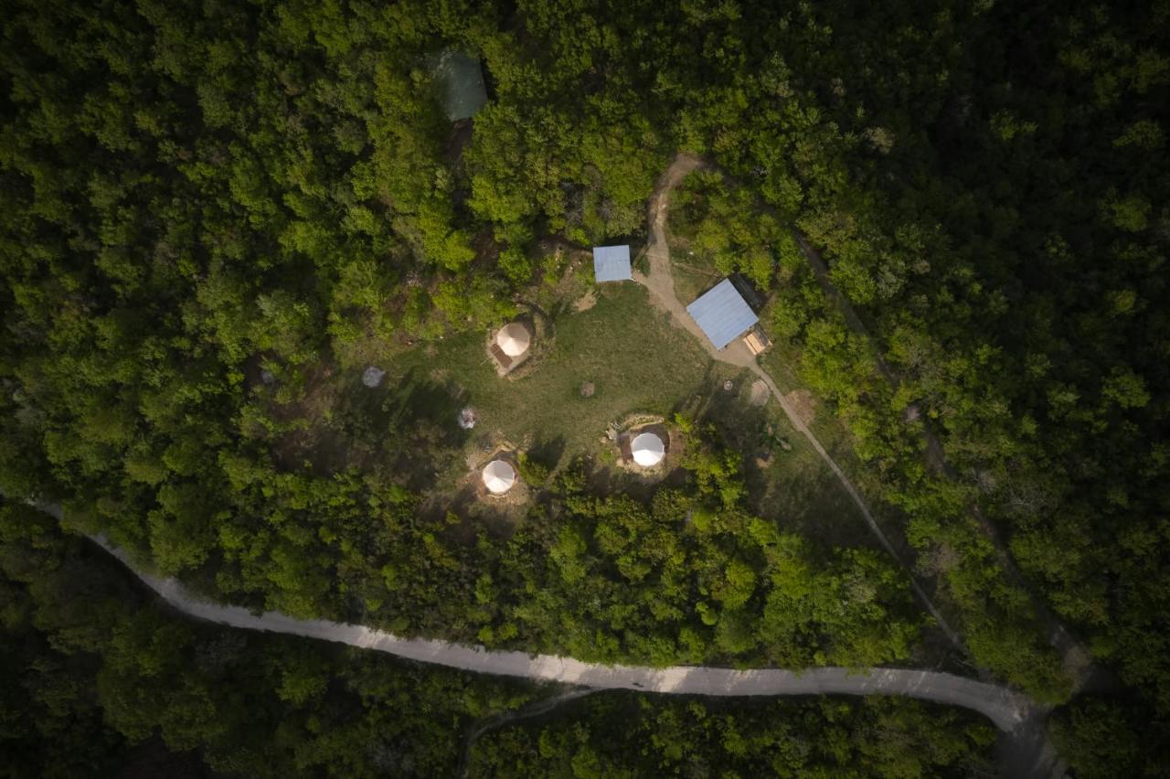 Hotel Agricola Ombra - Tents In Nature à Lajatico Extérieur photo