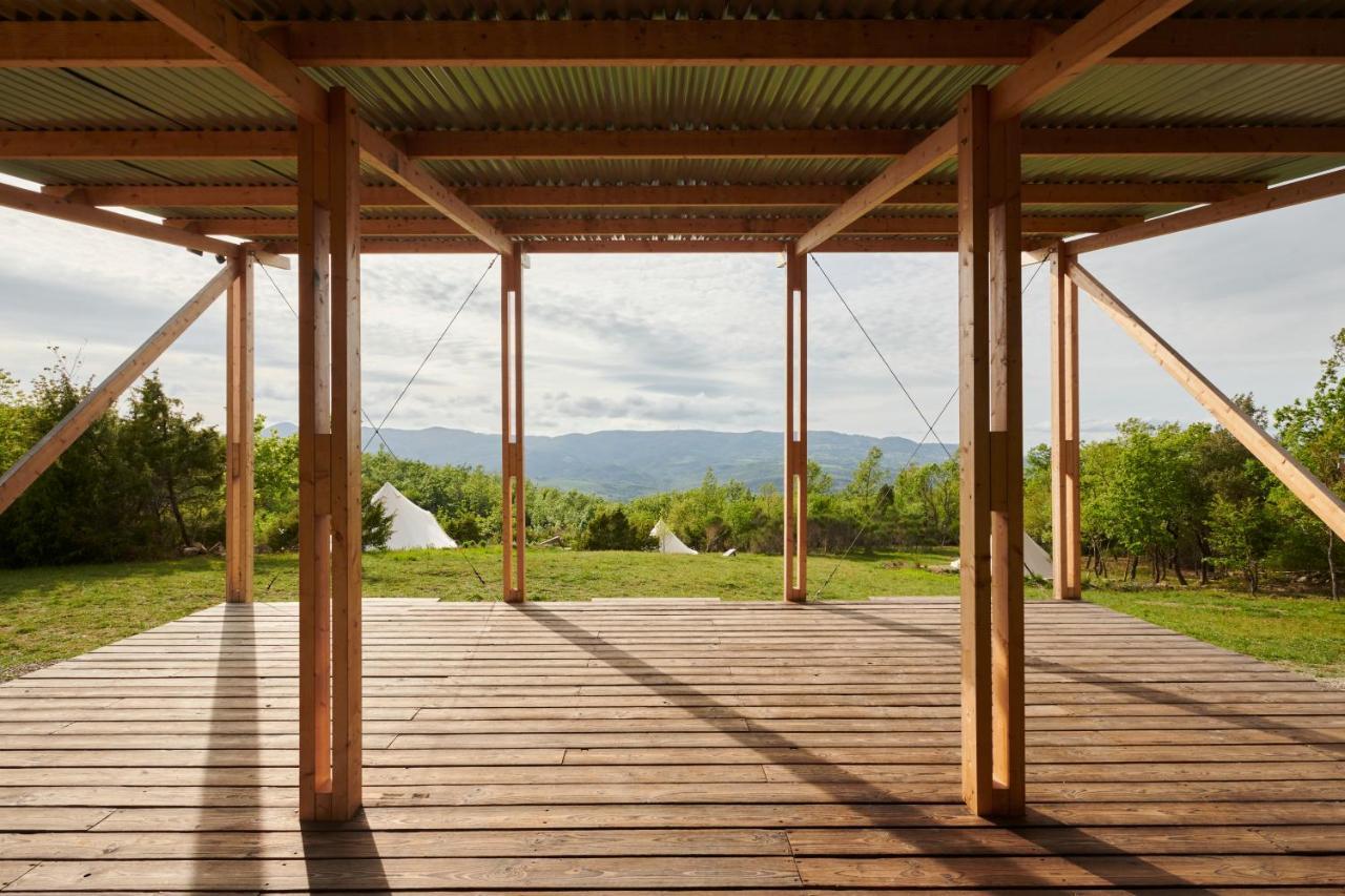 Hotel Agricola Ombra - Tents In Nature à Lajatico Extérieur photo